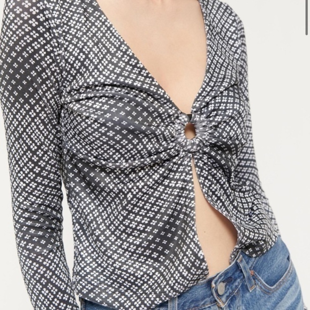 Urban‎ Outfitters Clarissa Printed Plunging Flyaway Top Size S - Picture 2 of 9